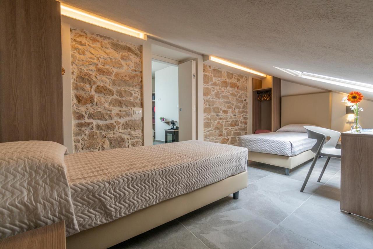 Goloritze Room And Breakfast Бауней Экстерьер фото