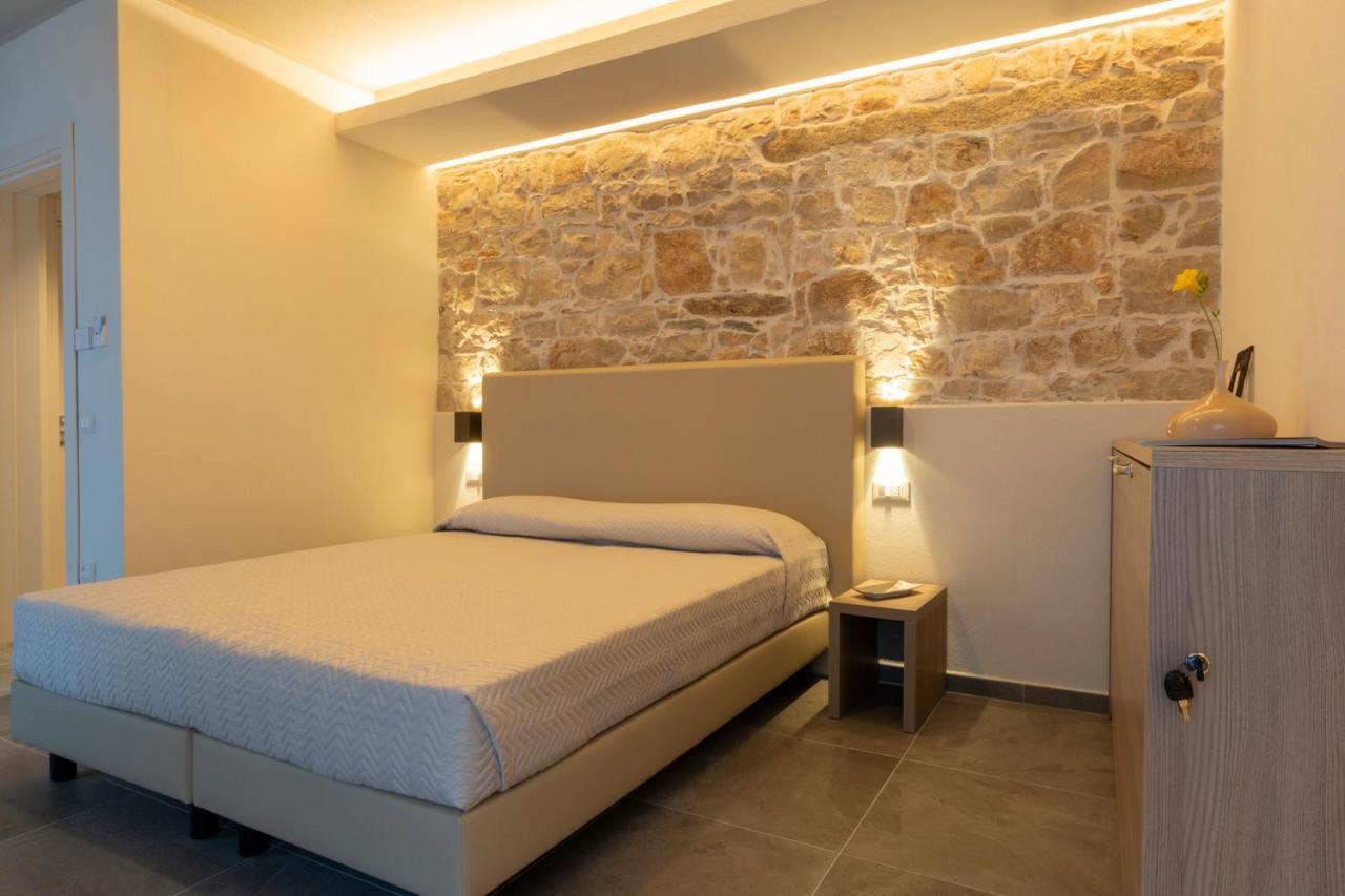 Goloritze Room And Breakfast Бауней Экстерьер фото