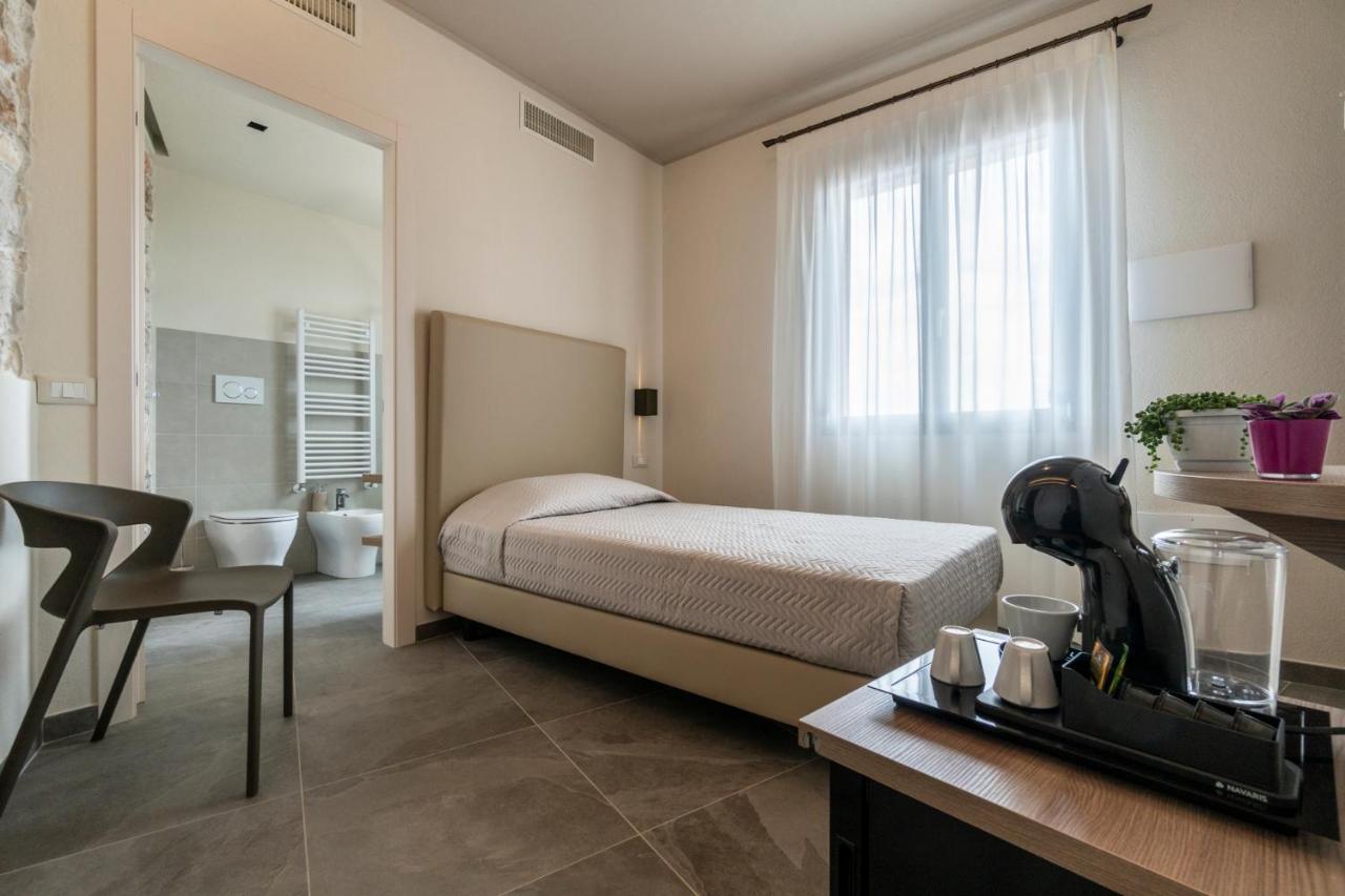 Goloritze Room And Breakfast Бауней Экстерьер фото