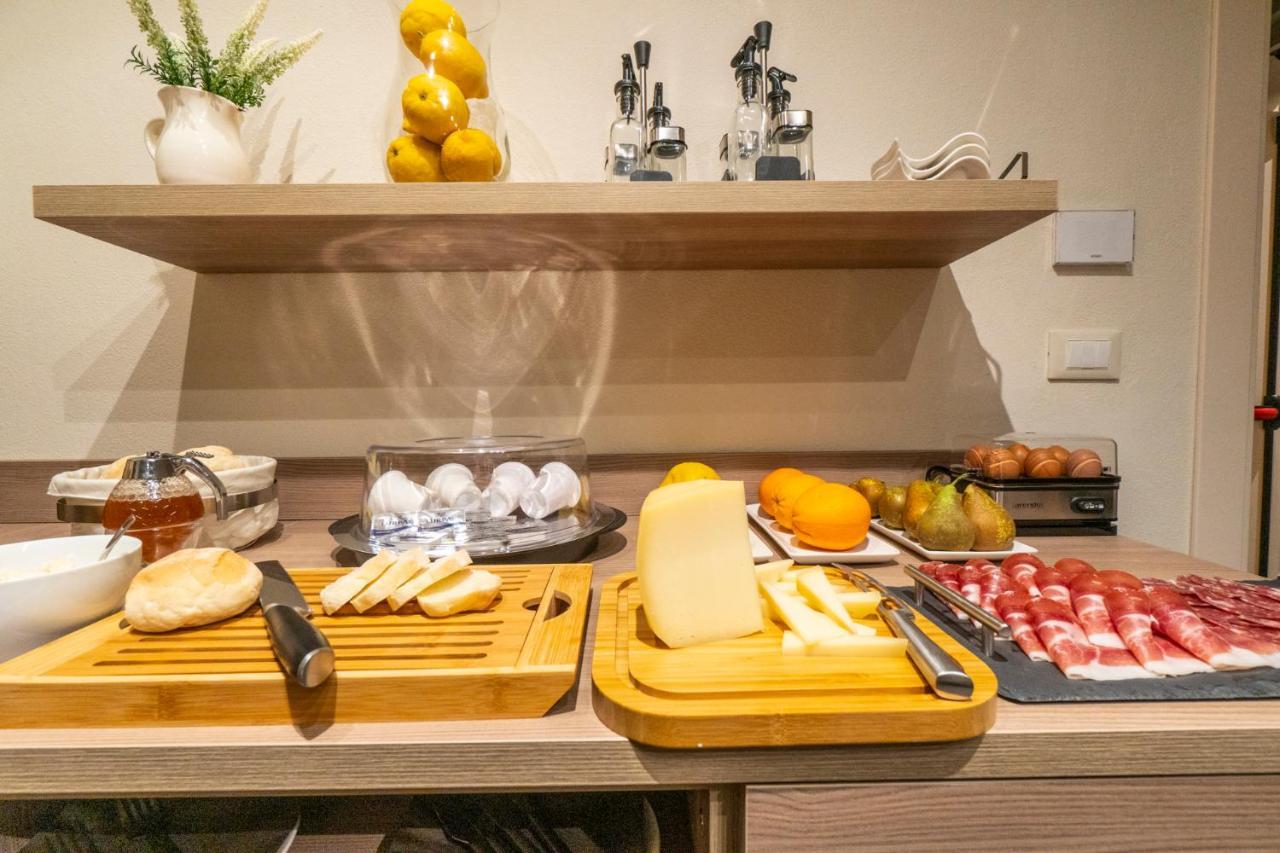 Goloritze Room And Breakfast Бауней Экстерьер фото